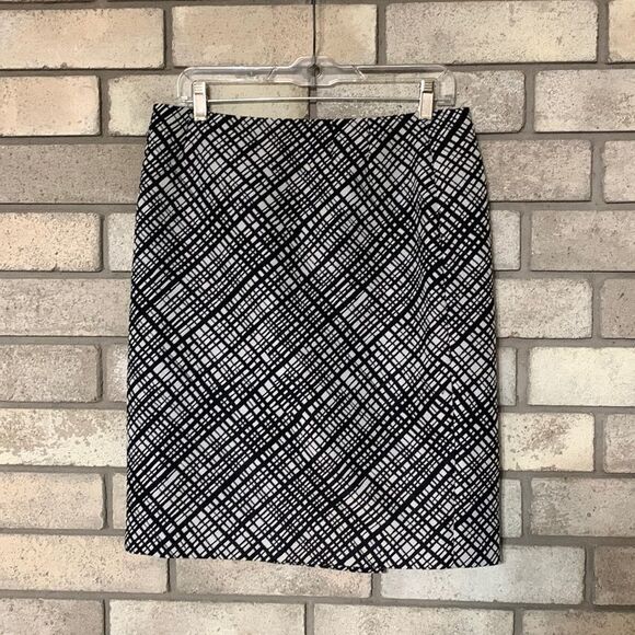 3for$20 midi skirt 8p - Picture 1 of 3